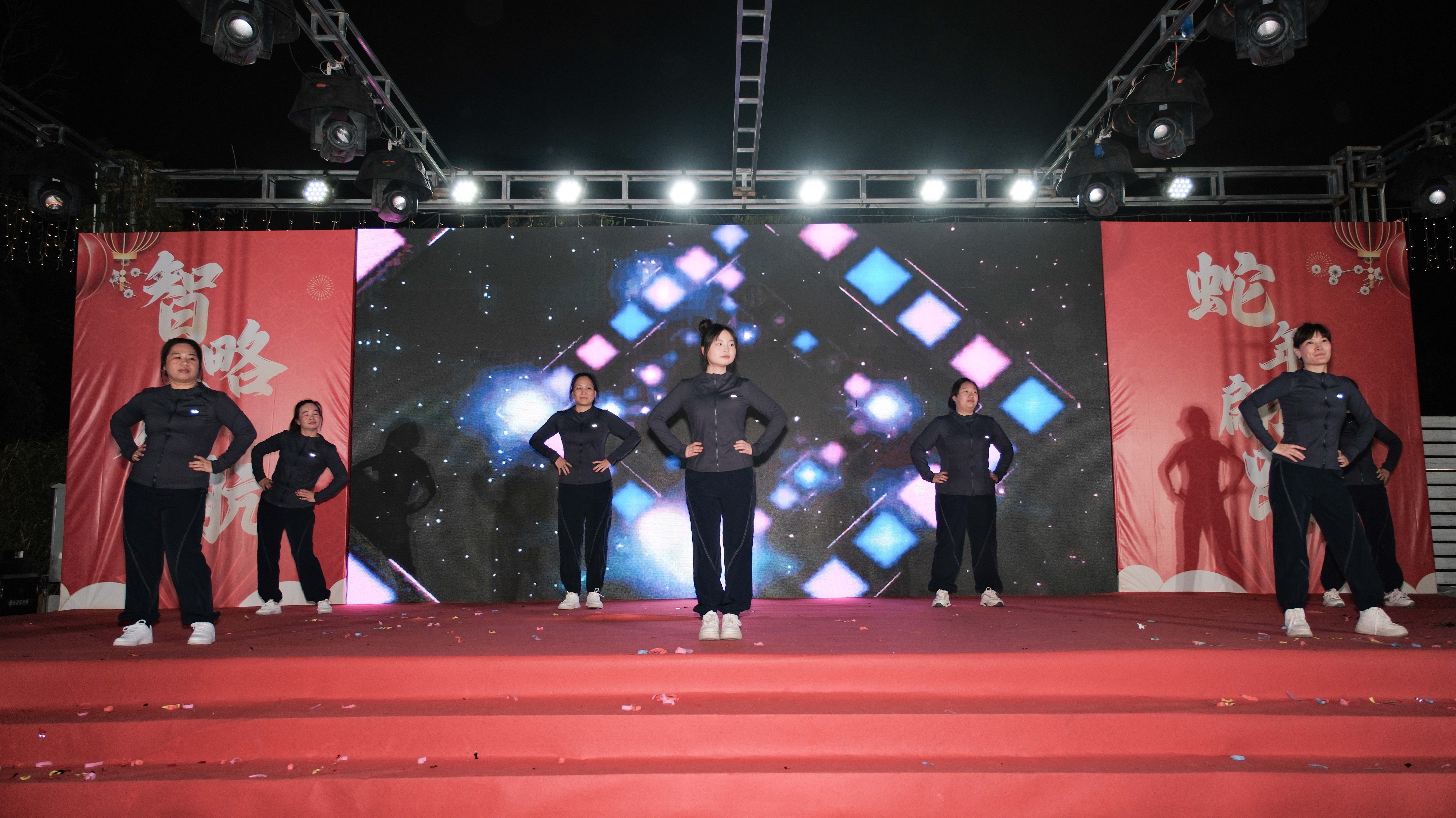 久信達科技2024年年會圓滿落幕：感恩同行，共創(chuàng)環(huán)保新未來，乘風破浪，夢想起航(圖10)